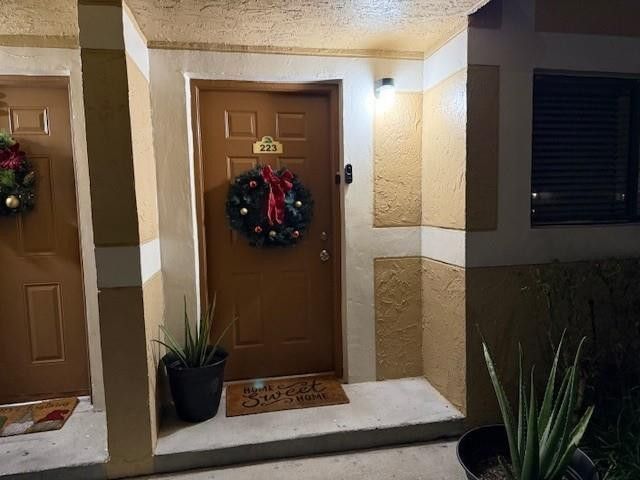 223 E Palm Circle, Unit 223, Pembroke Pines, FL 33025 Photo