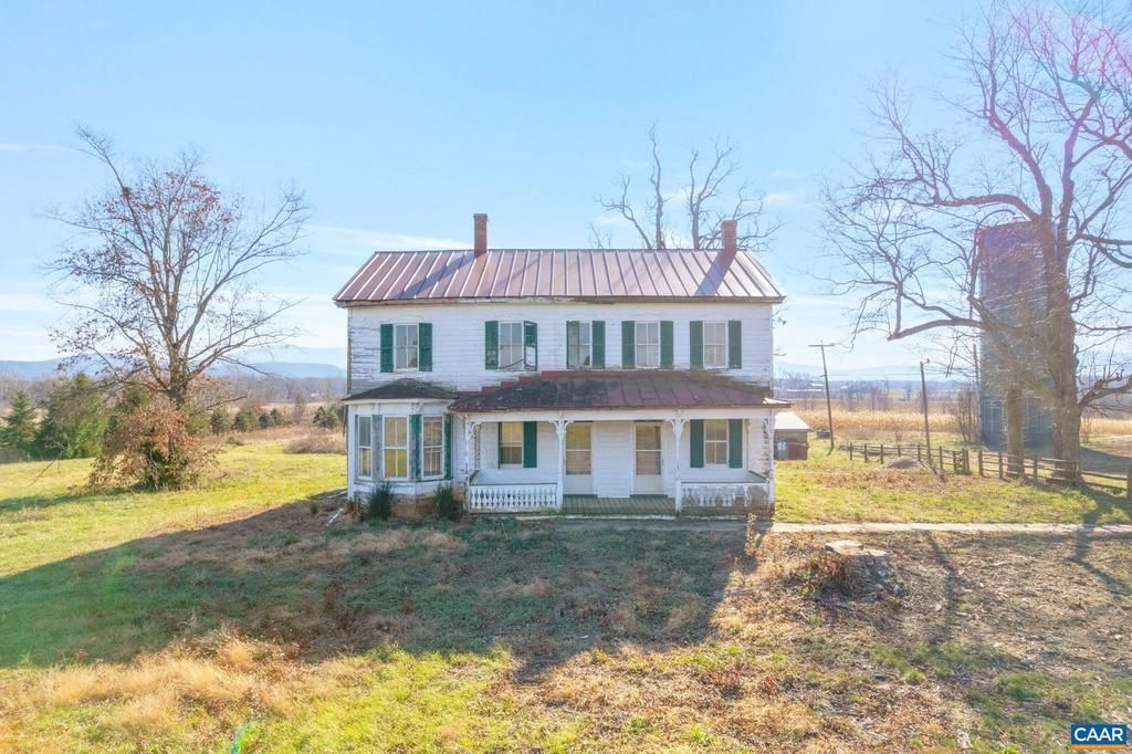 389 Shalom Rd, Waynesboro, VA 22980 Main Photo