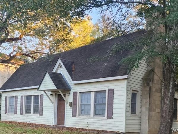 209 W Greene Street, Marion, AL 36756