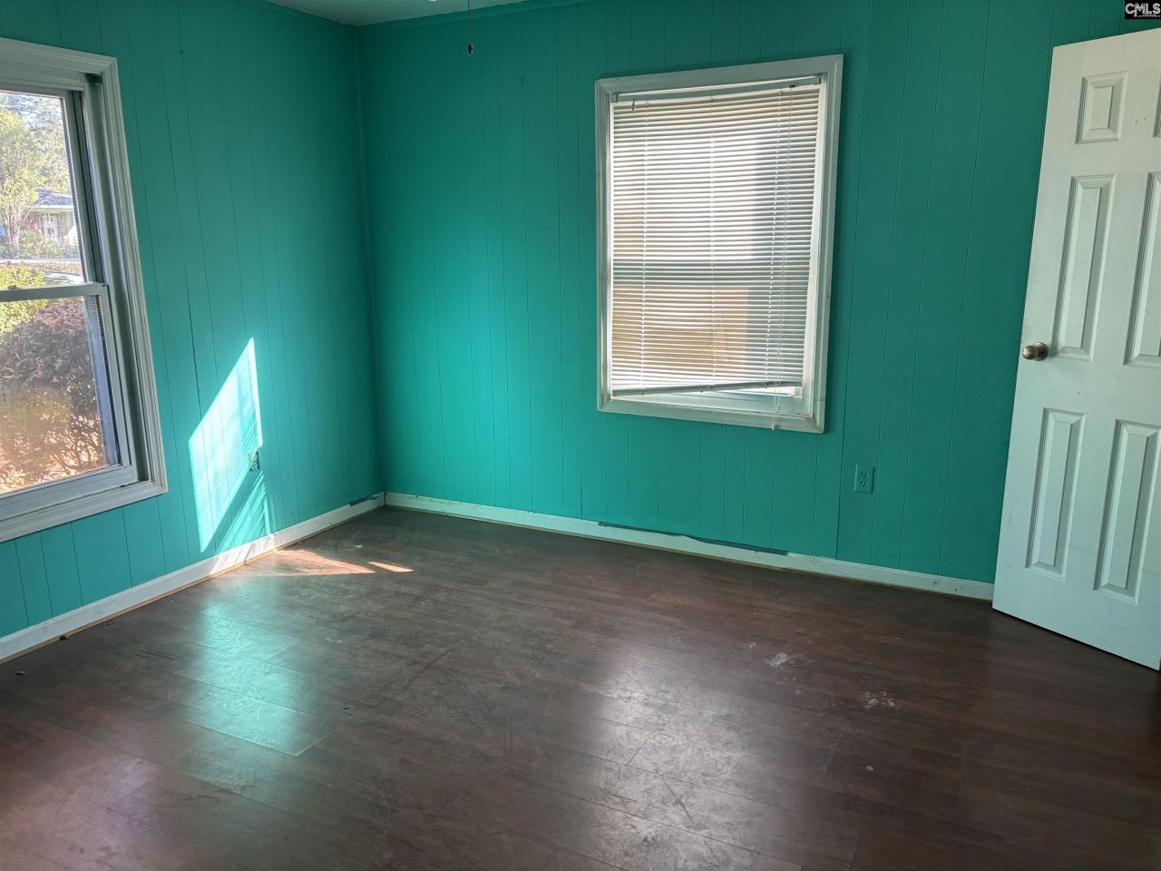 6509 Frost Avenue Photo 5