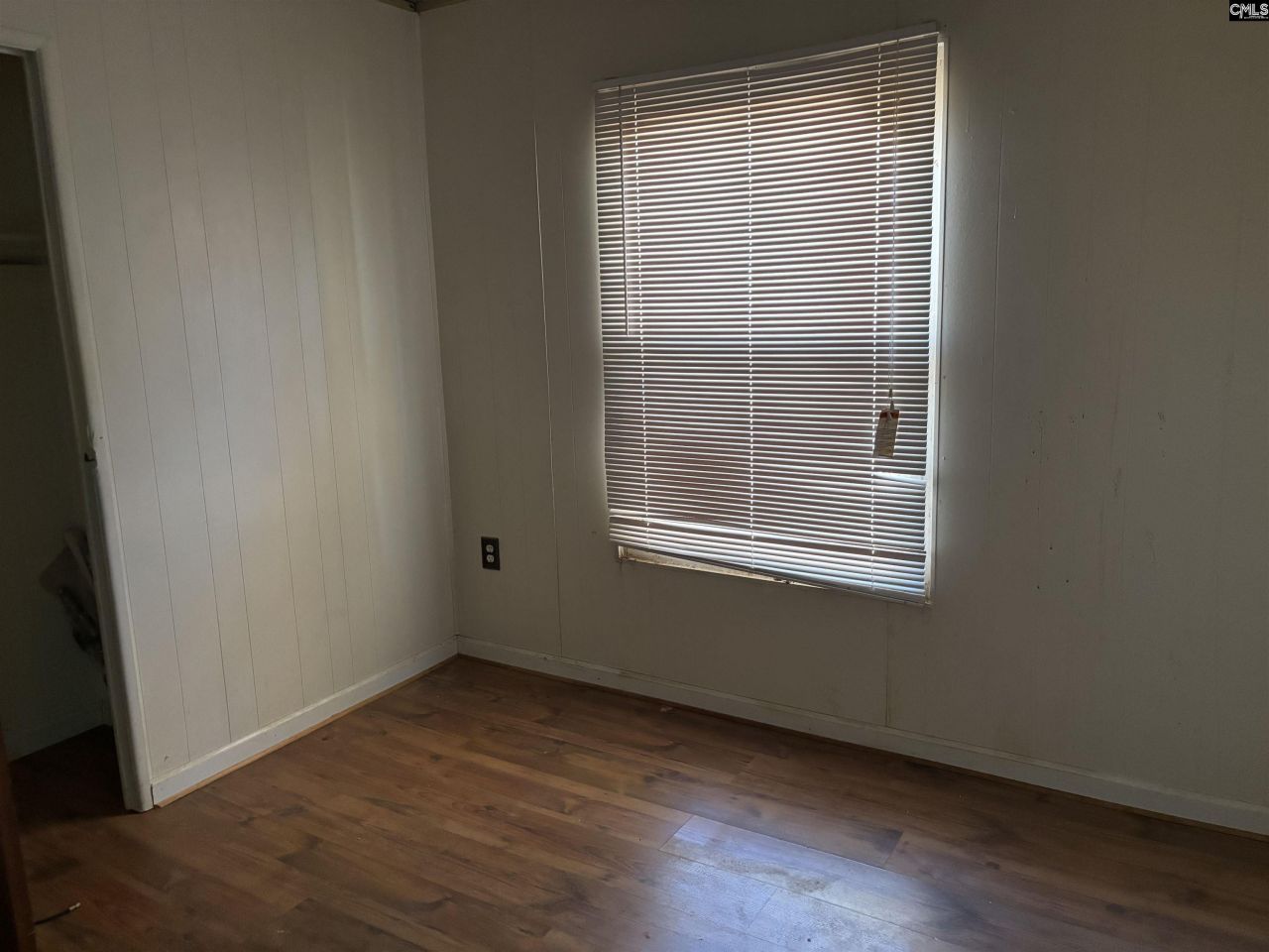 6509 Frost Avenue Photo 7