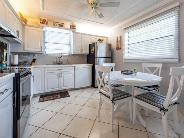 4940 E Sabal Palm Blvd, Unit 414, Tamarac, FL 33319