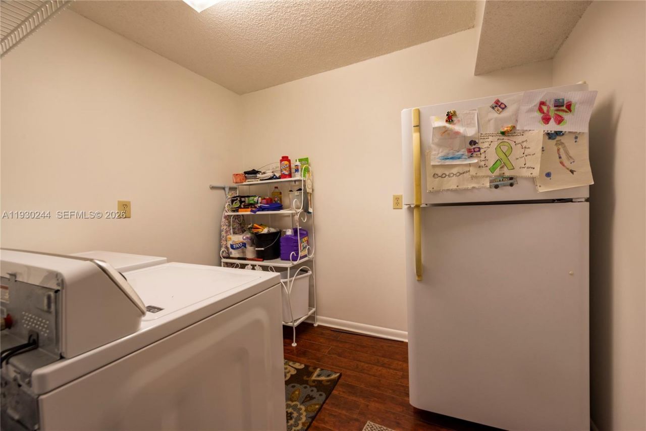 4940 E Sabal Palm Blvd, Unit 414, Tamarac, FL 33319 Photo