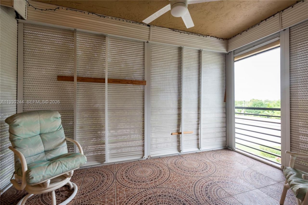 4940 E Sabal Palm Blvd, Unit 414, Tamarac, FL 33319 Photo