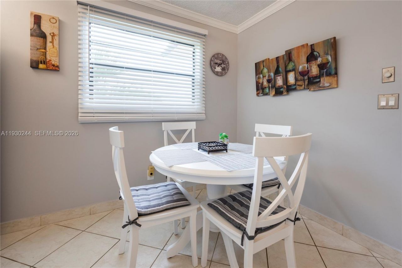 4940 E Sabal Palm Blvd, Unit 414, Tamarac, FL 33319 Photo