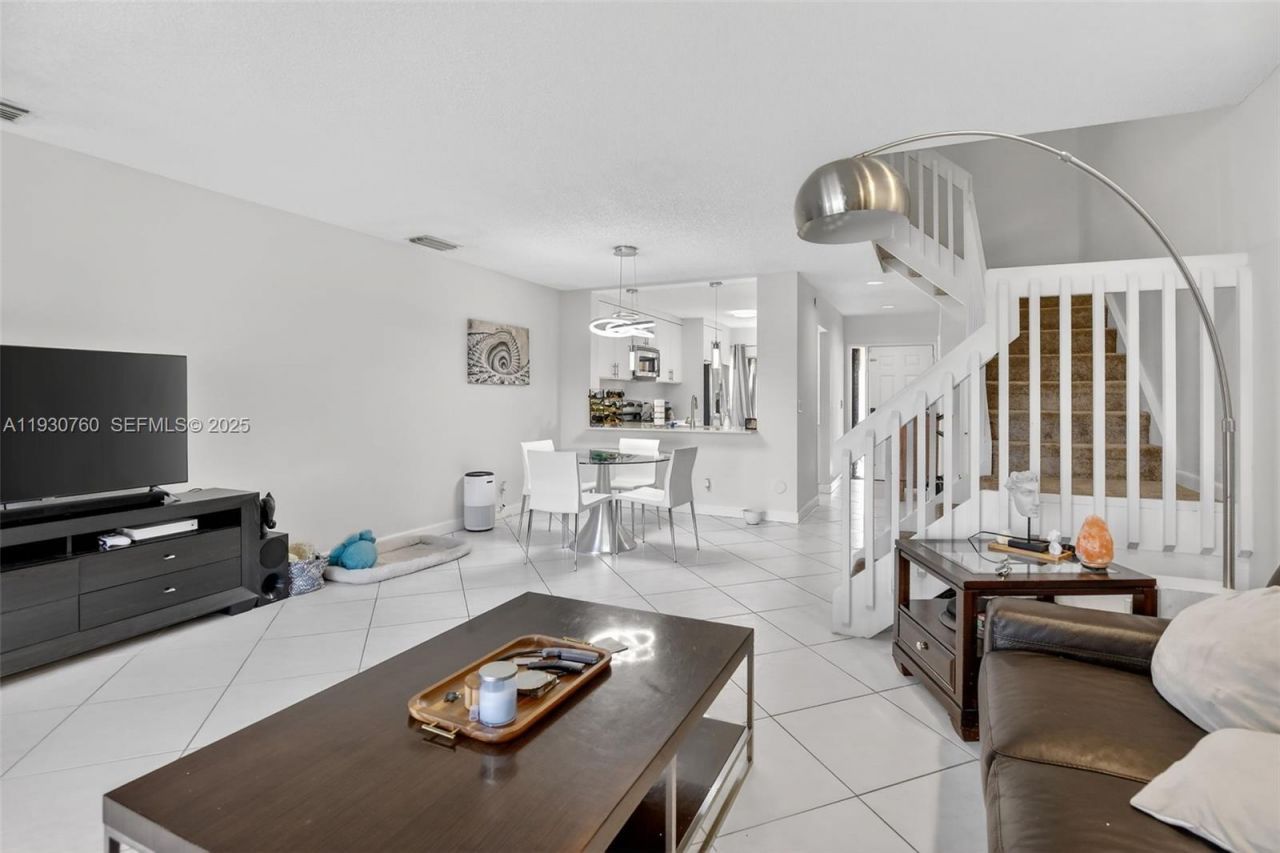 10691 NW 14th St, Unit 257, Plantation, FL 33322 Photo