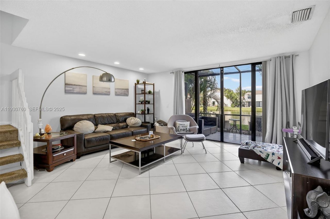 10691 NW 14th St, Unit 257, Plantation, FL 33322 Photo