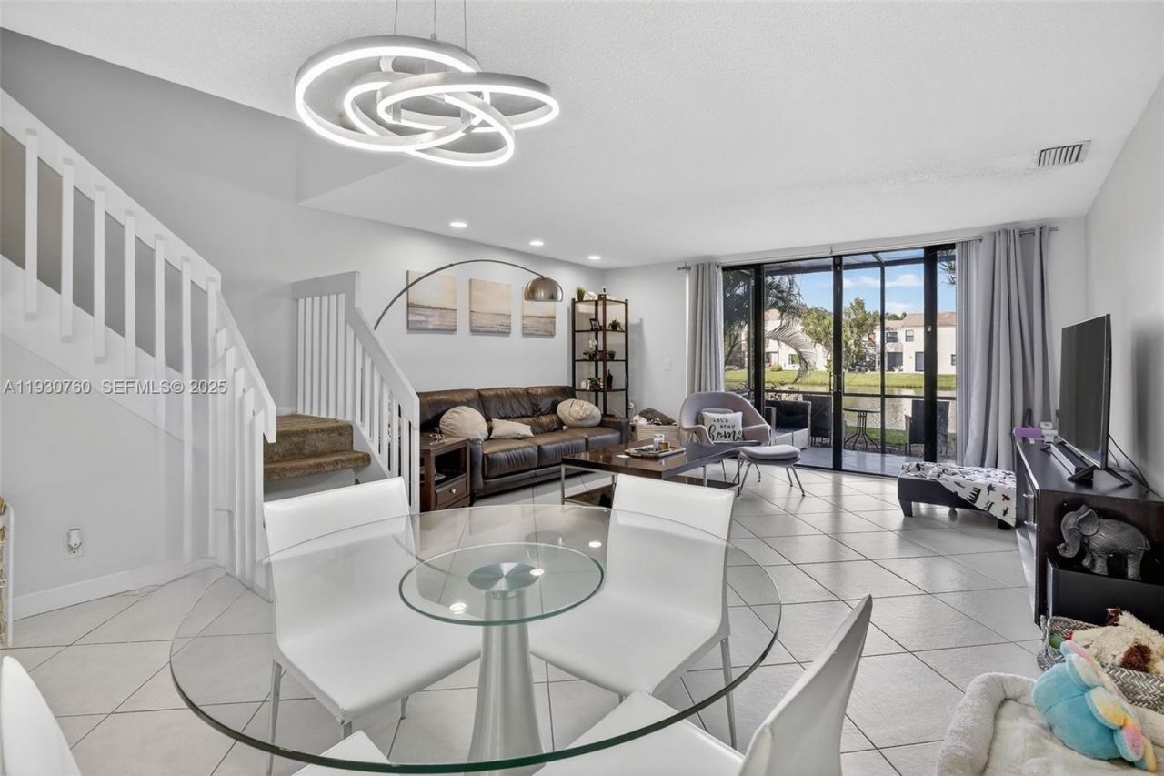 10691 NW 14th St, Unit 257, Plantation, FL 33322 Photo