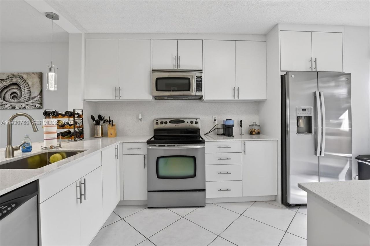 10691 NW 14th St, Unit 257, Plantation, FL 33322 Photo