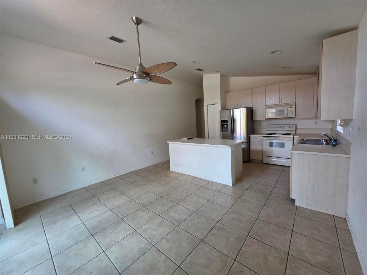 1885 SE 13th St, Homestead, FL 33035 Photo