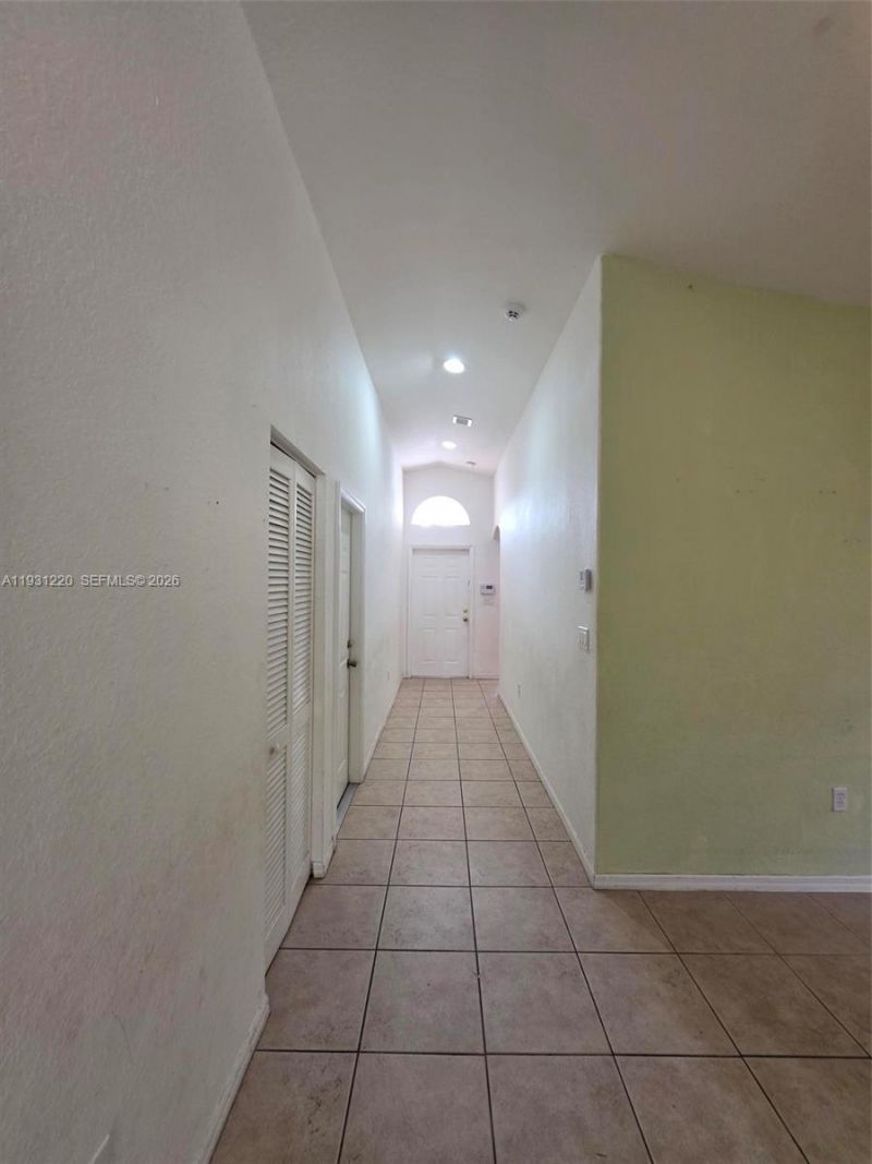 1885 SE 13th St, Homestead, FL 33035 Photo