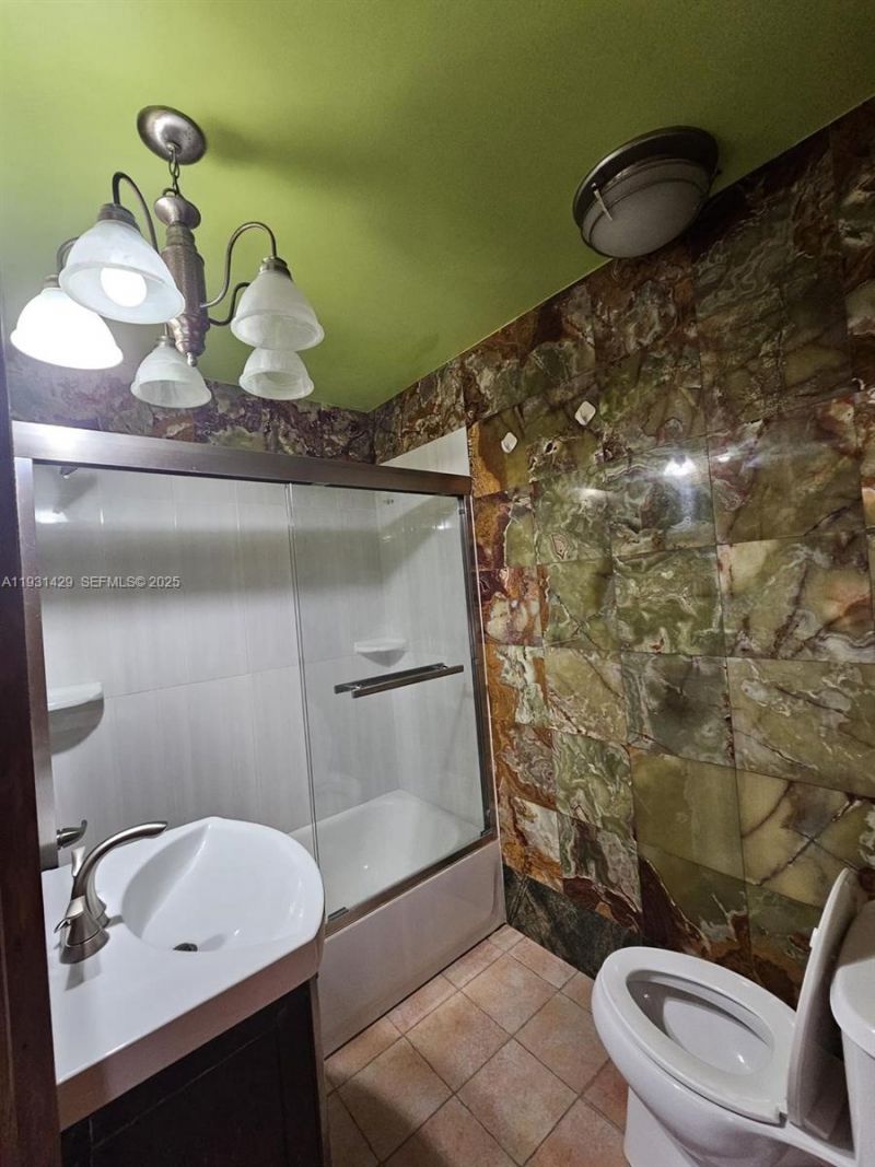 10955 SW 56th St, Miami, FL 33165 Photo