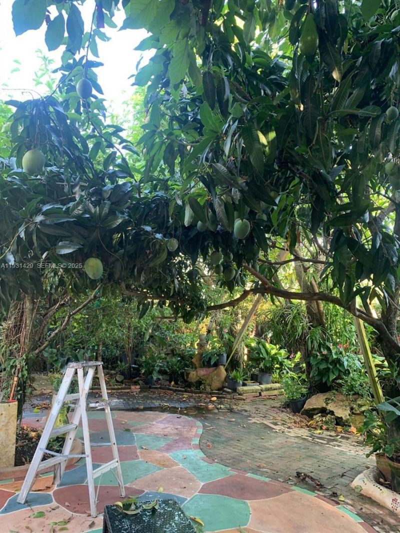 10955 SW 56th St, Miami, FL 33165 Photo