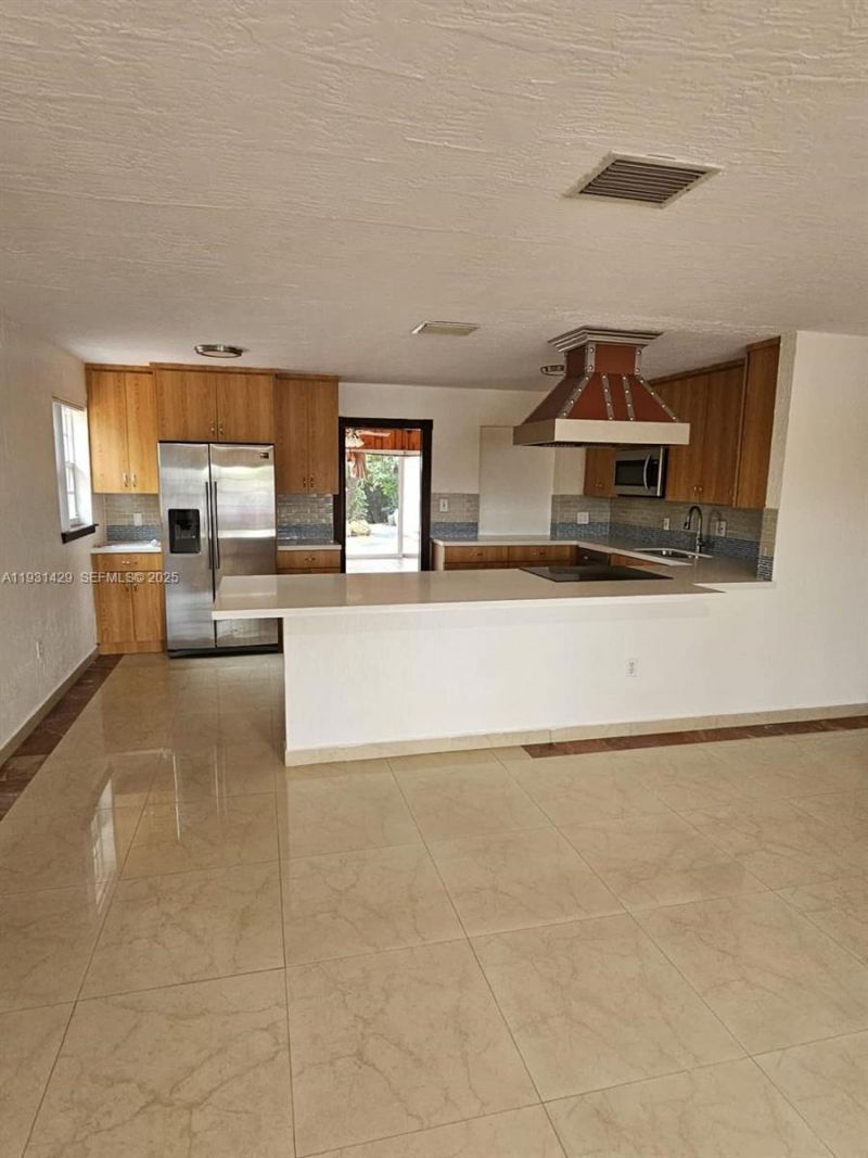 10955 SW 56th St, Miami, FL 33165 Photo