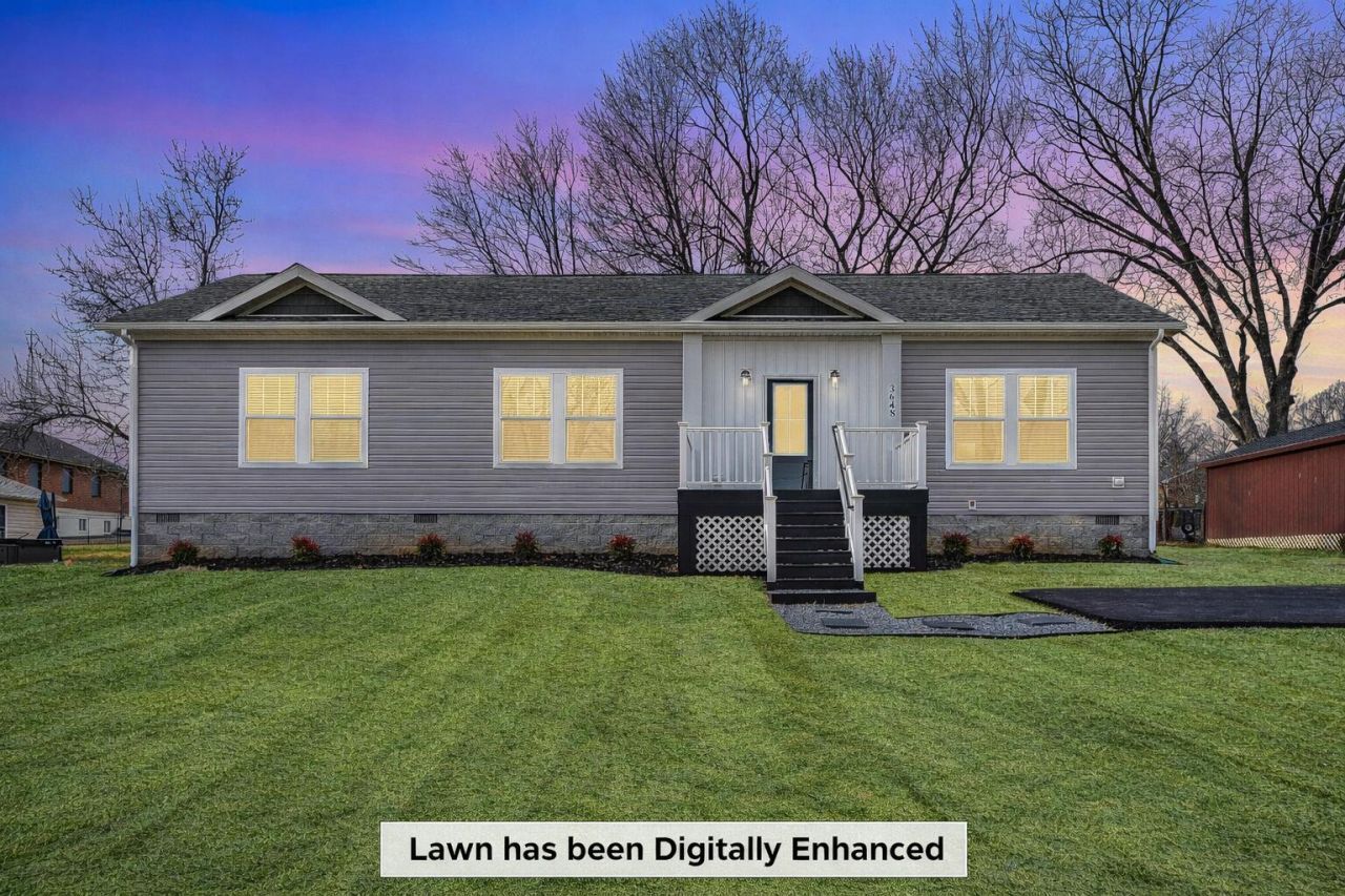 3648 Mcdaniel Dr, Salem, VA 24153 Main Photo