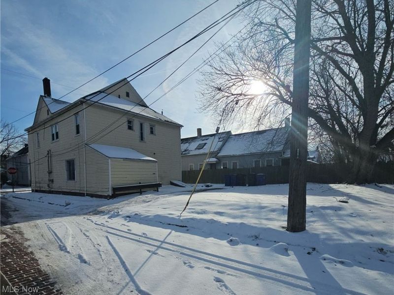 3654 E 53rd Street, Cleveland, OH 44105 Photo 2