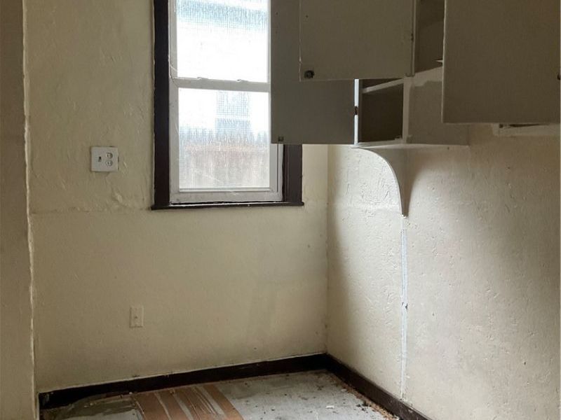 3654 E 53rd Street, Cleveland, OH 44105 Photo 3