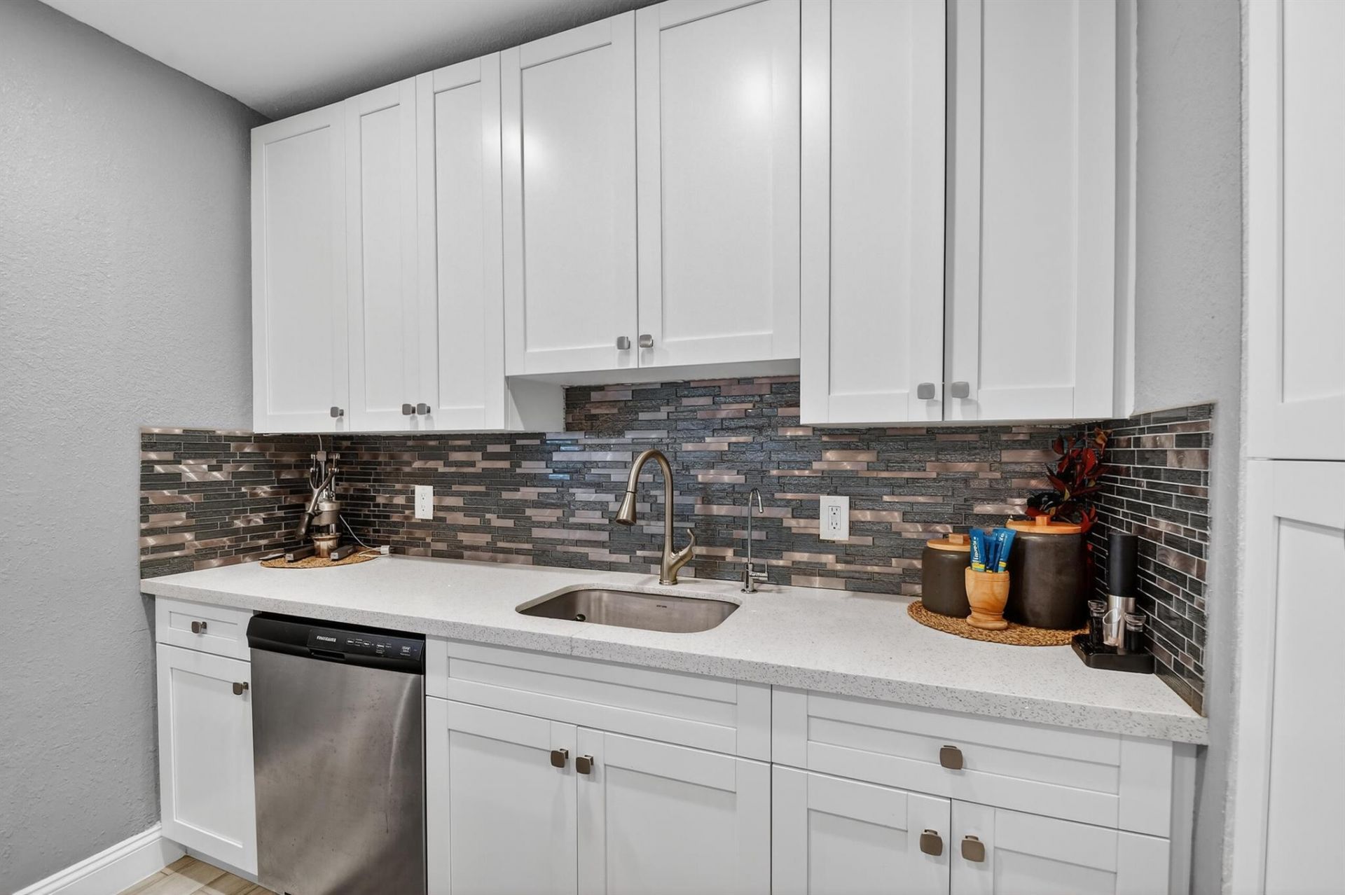 814 44th Street, West Palm Beach, FL 33407 Photo