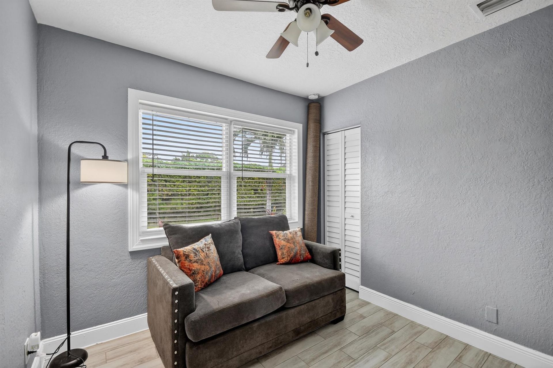 814 44th Street, West Palm Beach, FL 33407 Photo