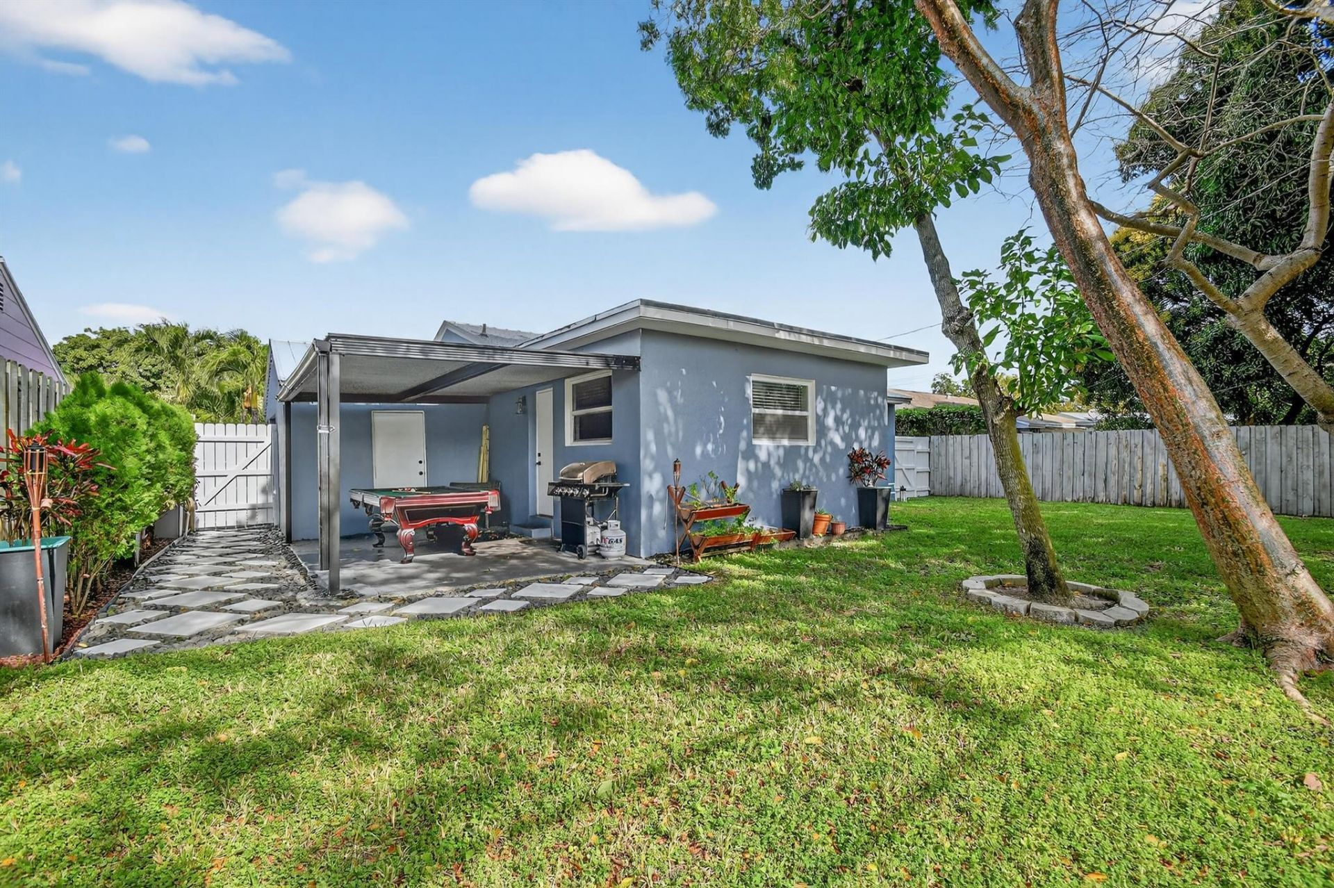 814 44th Street, West Palm Beach, FL 33407 Photo