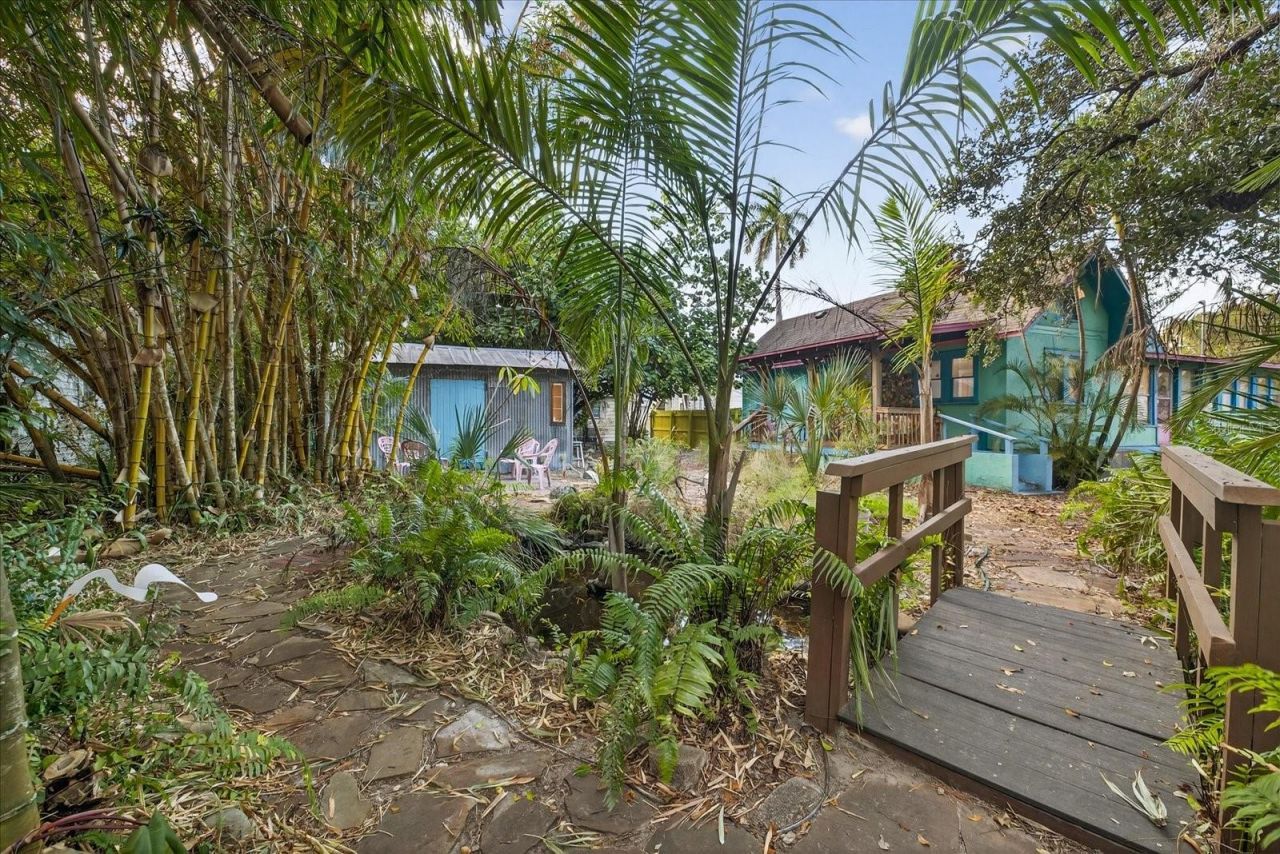 1019 10th Avenue W, Bradenton, FL 34205 Photo