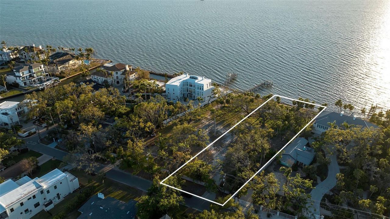 2046 Alameda Avenue, Sarasota, FL 34234 Photo