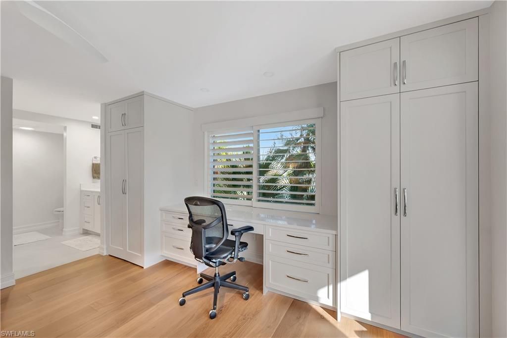 2258 Gulf Shore Blvd N, Unit O1, Naples, FL 34102 Photo