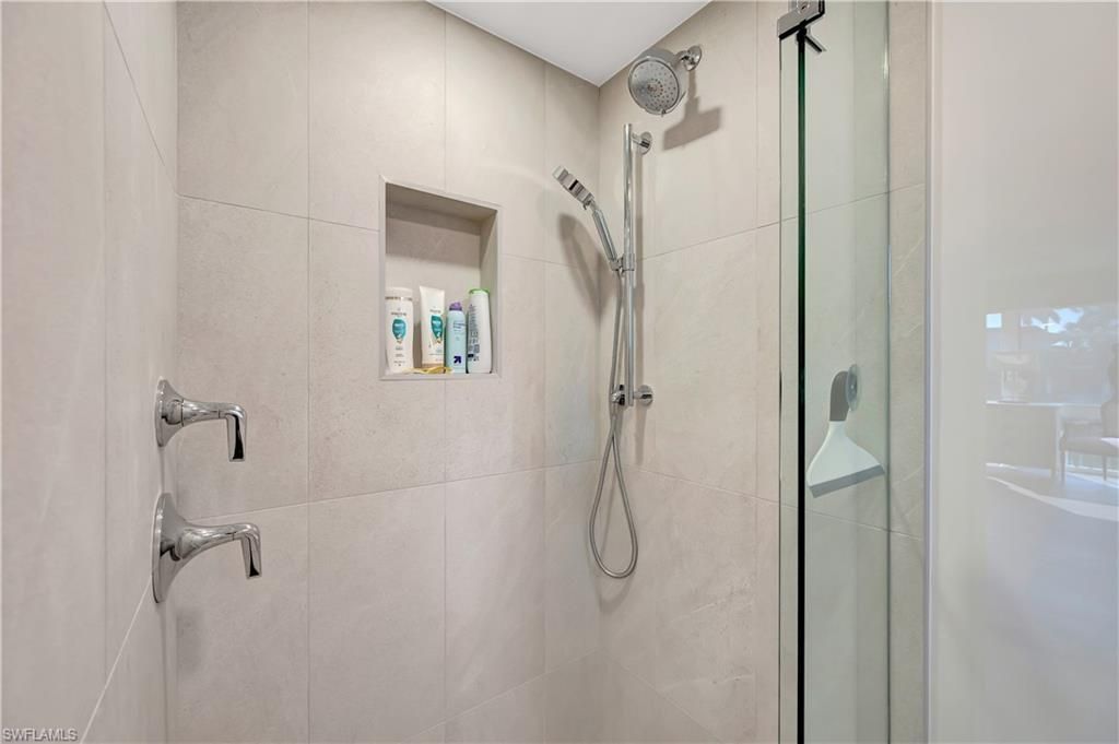 2258 Gulf Shore Blvd N, Unit O1, Naples, FL 34102 Photo