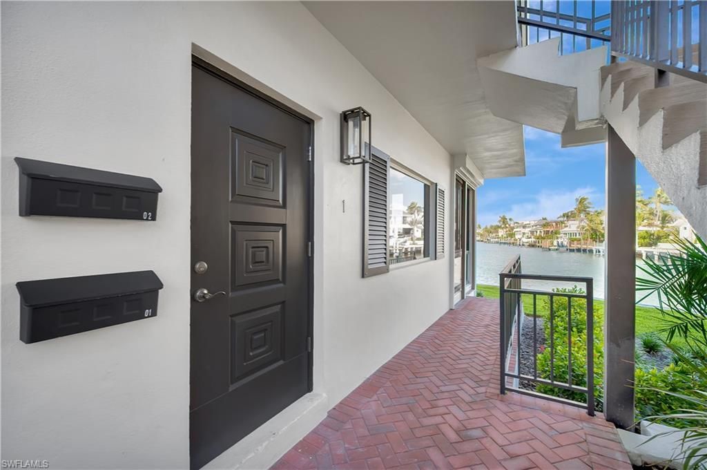 2258 Gulf Shore Blvd N, Unit O1, Naples, FL 34102 Photo