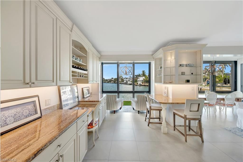 2258 Gulf Shore Blvd N, Unit O1, Naples, FL 34102 Photo