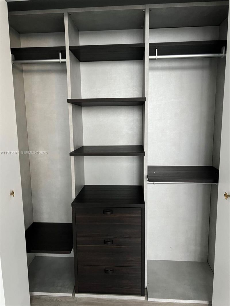 55 SW 9th St, Unit 3406, Miami, FL 33130 Photo