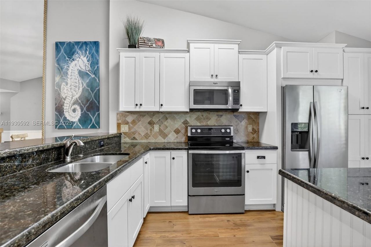 10553 NW 10th Ct, Unit D-140, Plantation, FL 33322 Photo