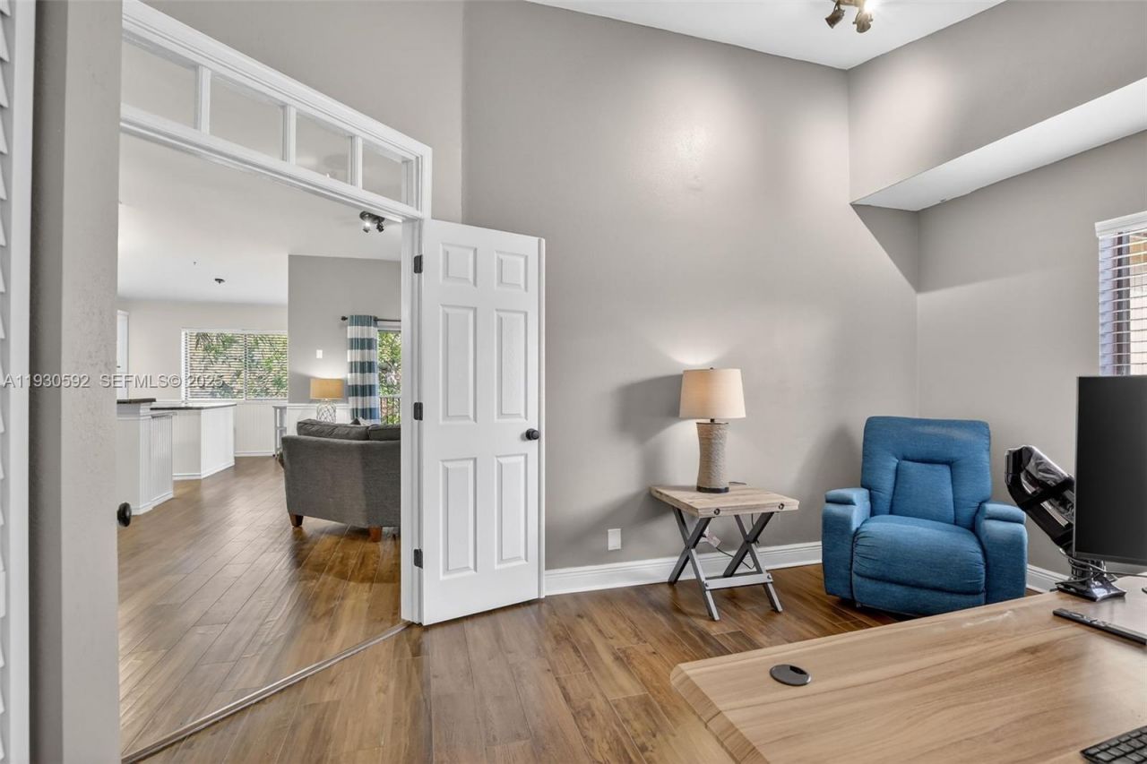 10553 NW 10th Ct, Unit D-140, Plantation, FL 33322 Photo