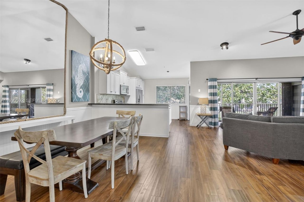 10553 NW 10th Ct, Unit D-140, Plantation, FL 33322 Photo