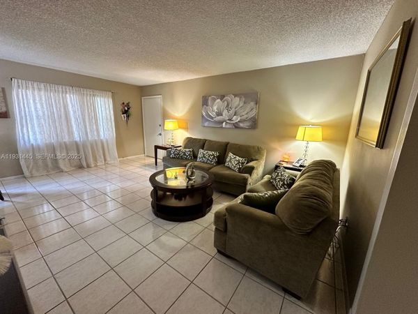 251 SW 134th Way , Unit 314M, Pembroke Pines, FL 33027