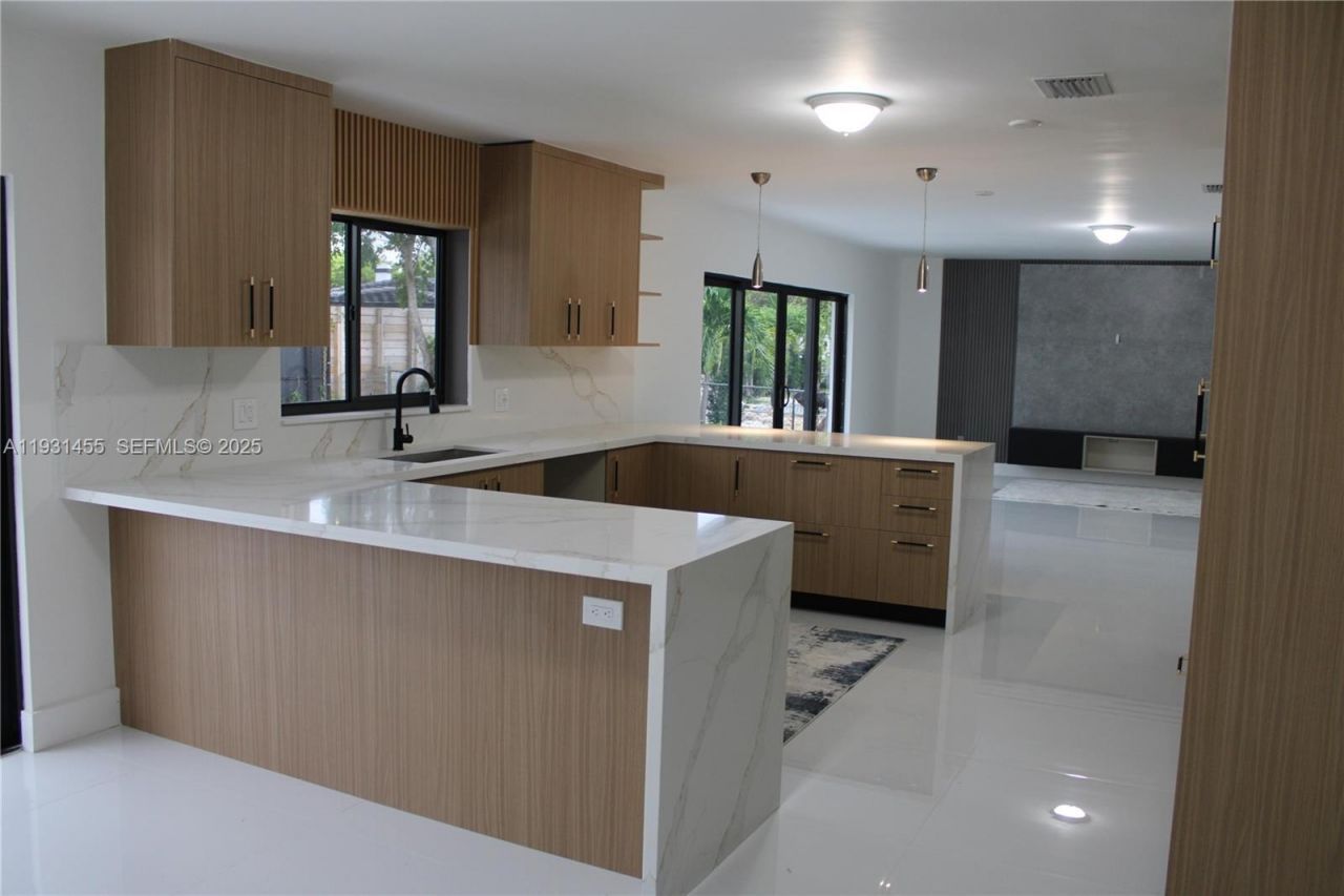 7630 SW 94th Ave, Miami, FL 33173 Photo