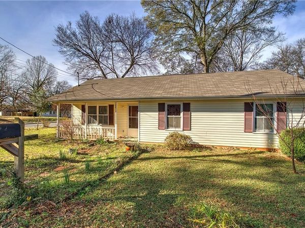 302 Douglas Street, Cartersville, GA 30120