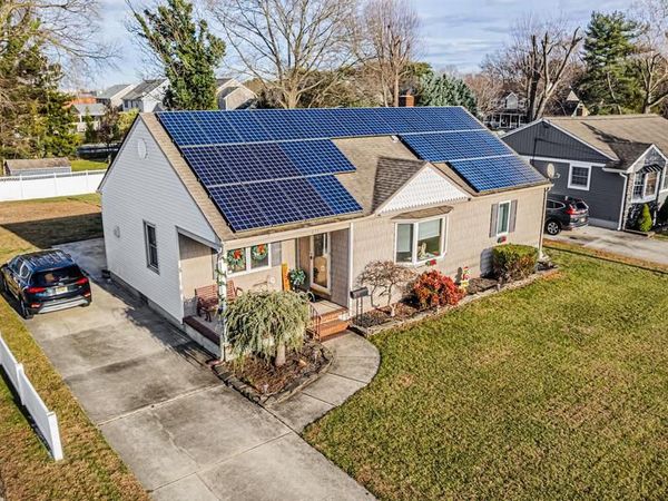 211 MARLYN AVENUE, HAMMONTON, NJ 08037