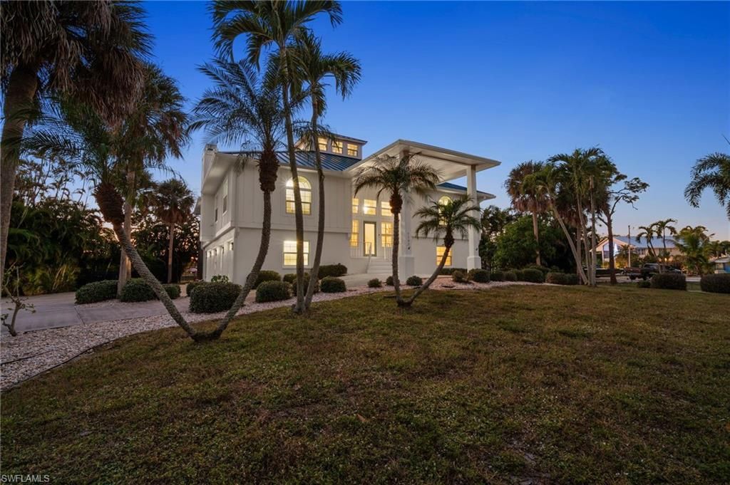 7507 Grande Pine Rd, Bokeelia, FL 33922 Photo