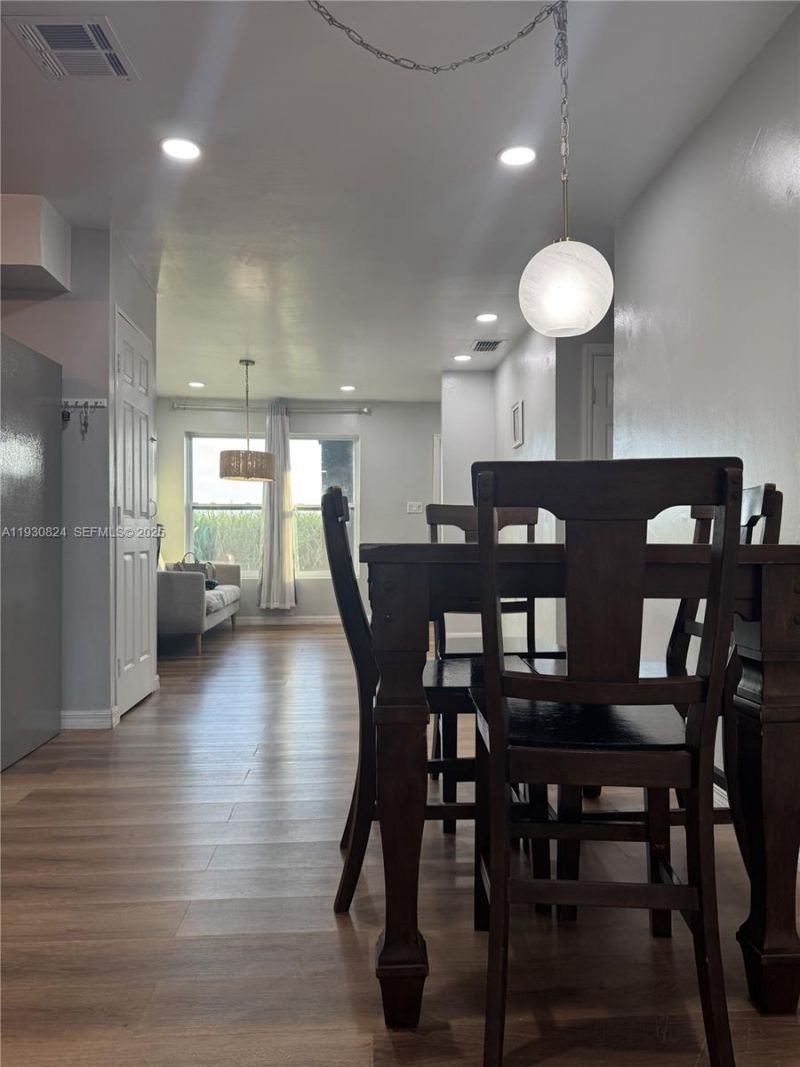 415 SE 4th St, South Bay, FL 33493 Photo