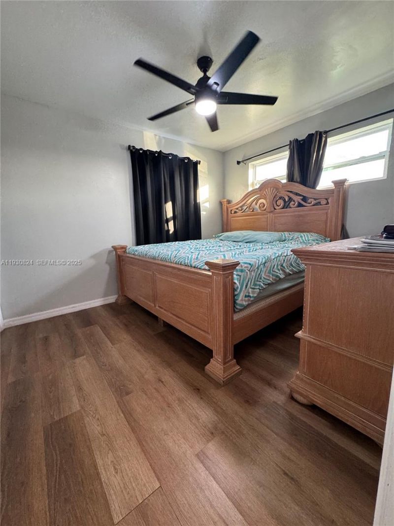 415 SE 4th St, South Bay, FL 33493 Photo