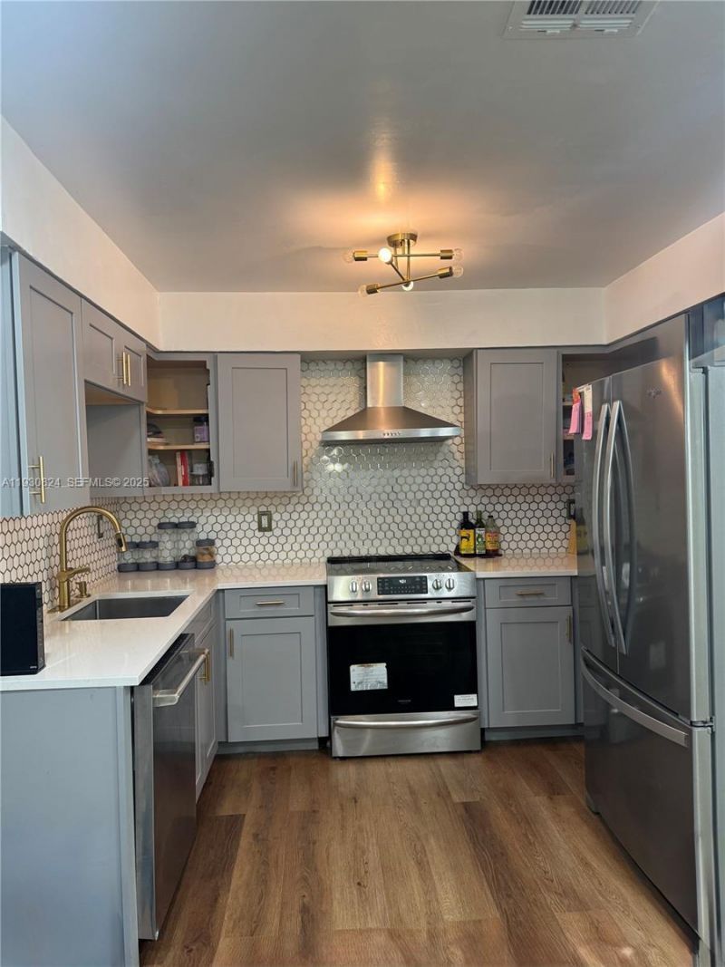 415 SE 4th St, South Bay, FL 33493 Photo