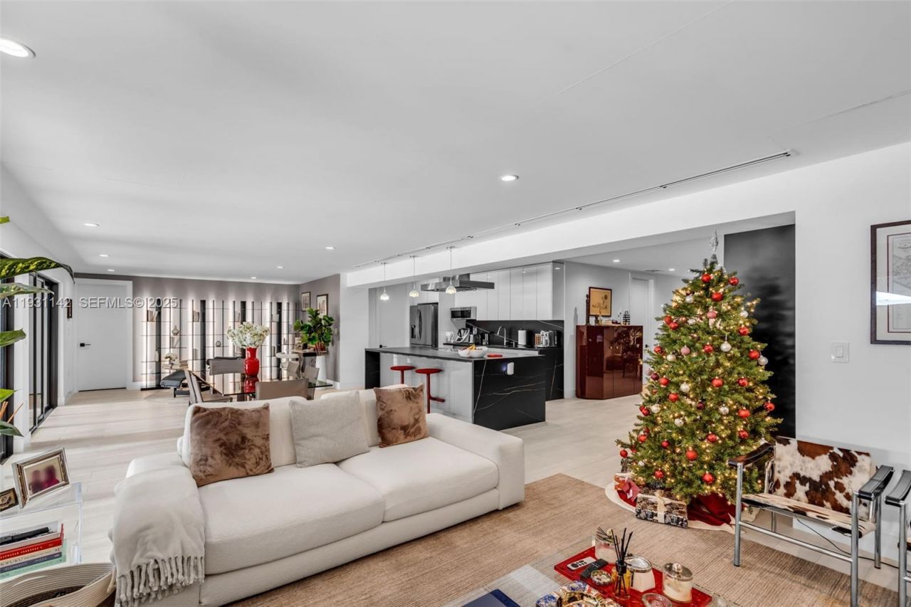 490 NE 91st St, Miami Shores, FL 33138 Photo