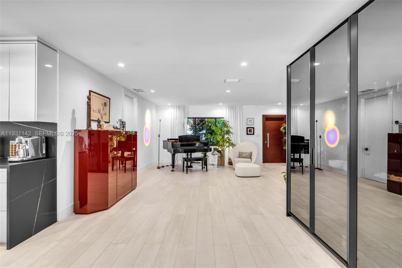 490 NE 91st St, Miami Shores, FL 33138 Photo