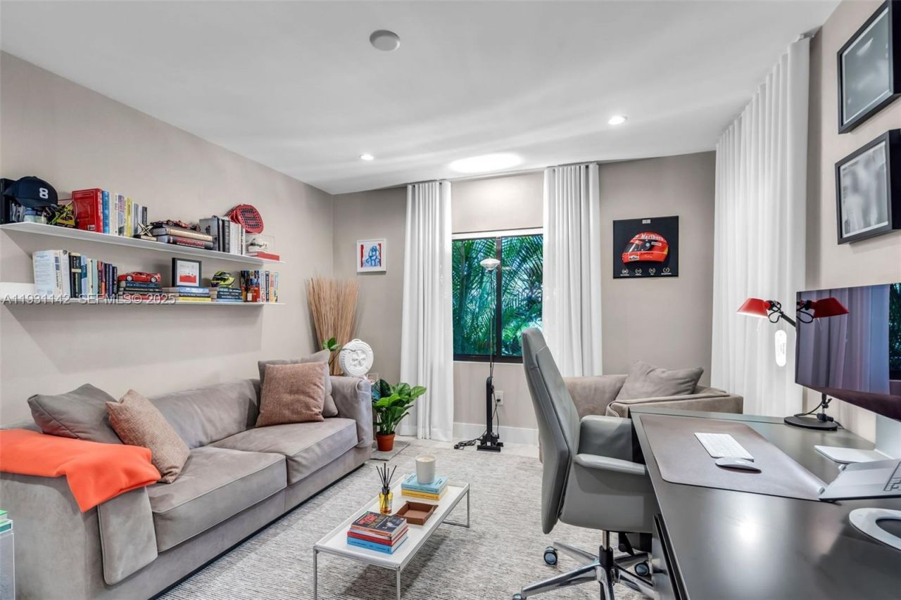 490 NE 91st St, Miami Shores, FL 33138 Photo