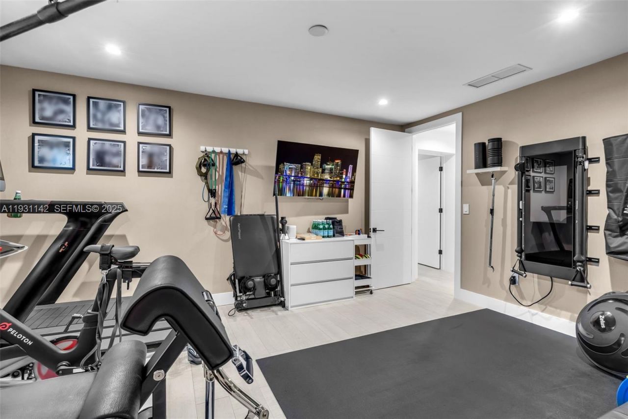 490 NE 91st St, Miami Shores, FL 33138 Photo