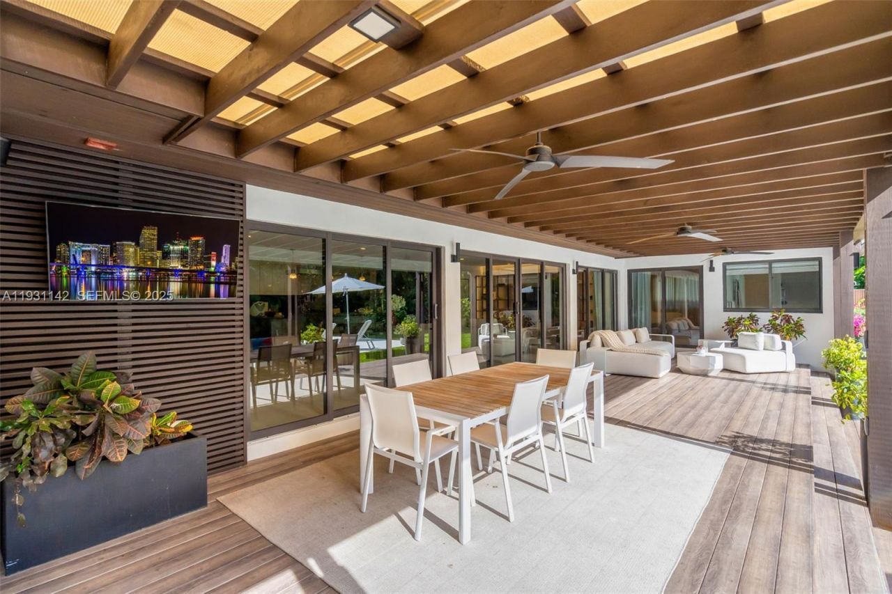 490 NE 91st St, Miami Shores, FL 33138 Photo