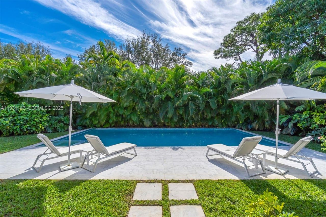 490 NE 91st St, Miami Shores, FL 33138 Photo