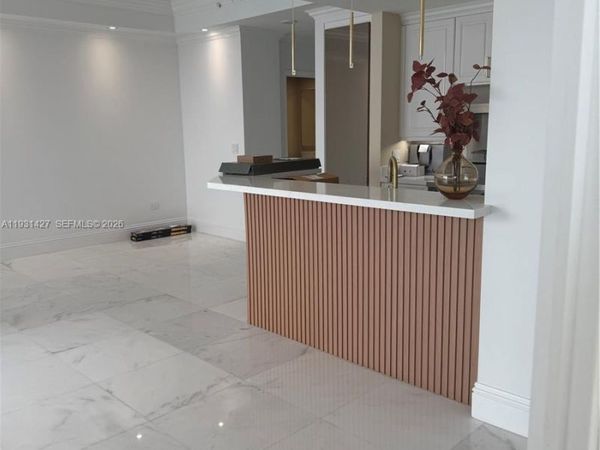 848 Brickell Key Dr, Unit PH4003, Miami, FL 33131