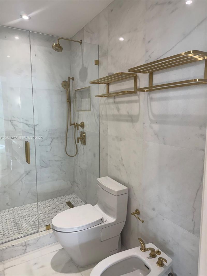 848 Brickell Key Dr, Unit PH4003, Miami, FL 33131 Photo